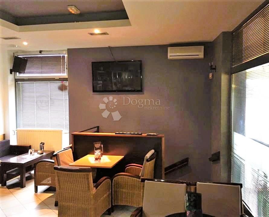 Locale commerciale Centar, Varaždin, 145,08m2