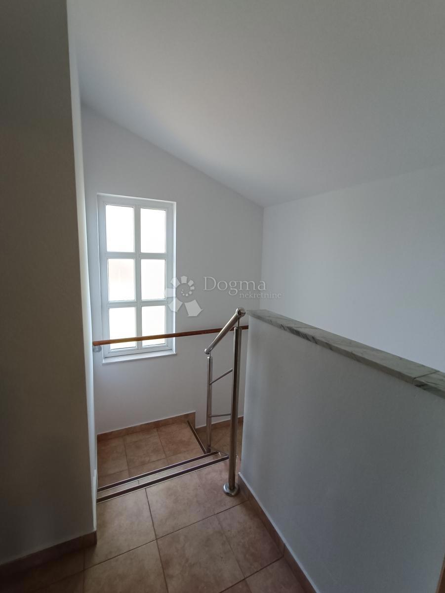 Casa Grohote, Šolta, 120m2