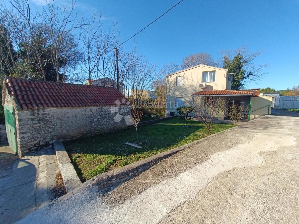 Casa Grohote, Šolta, 120m2