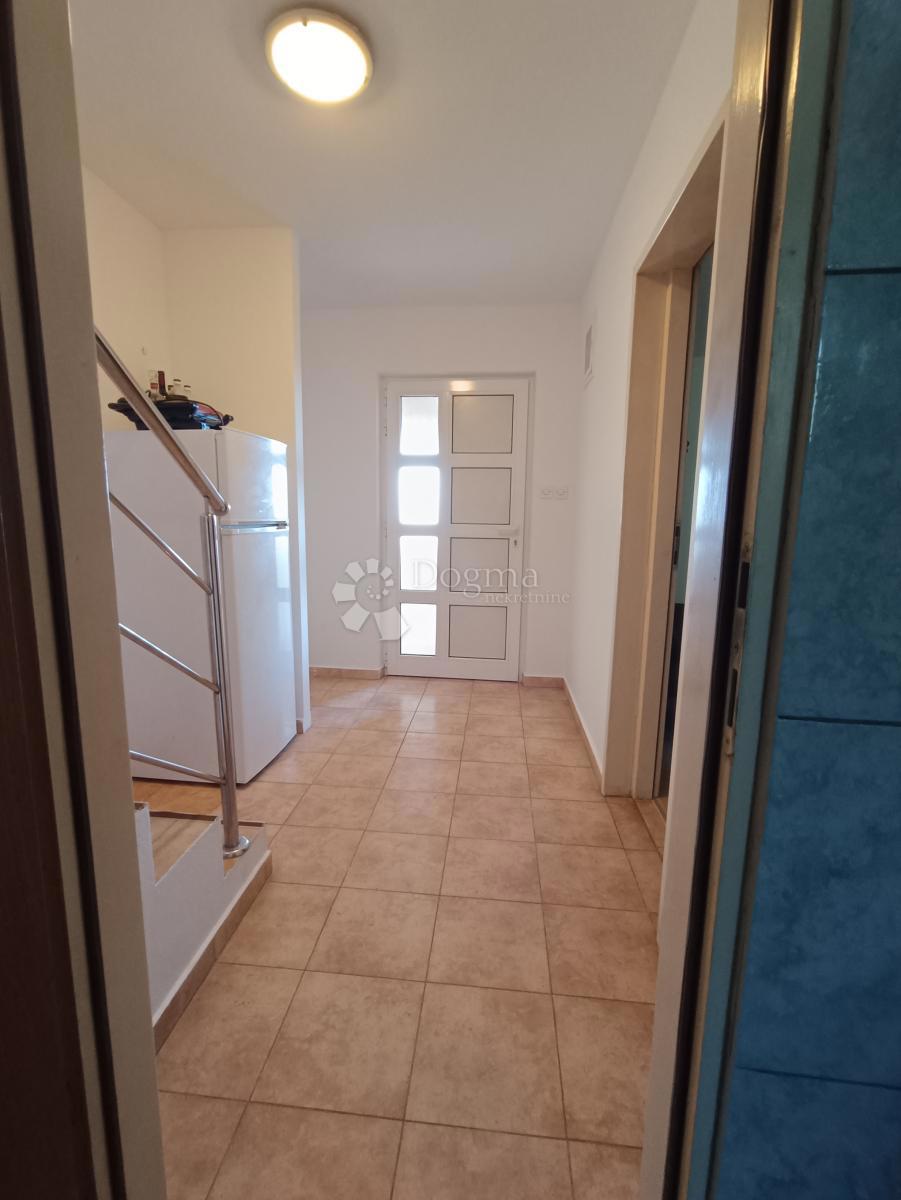 Casa Grohote, Šolta, 120m2