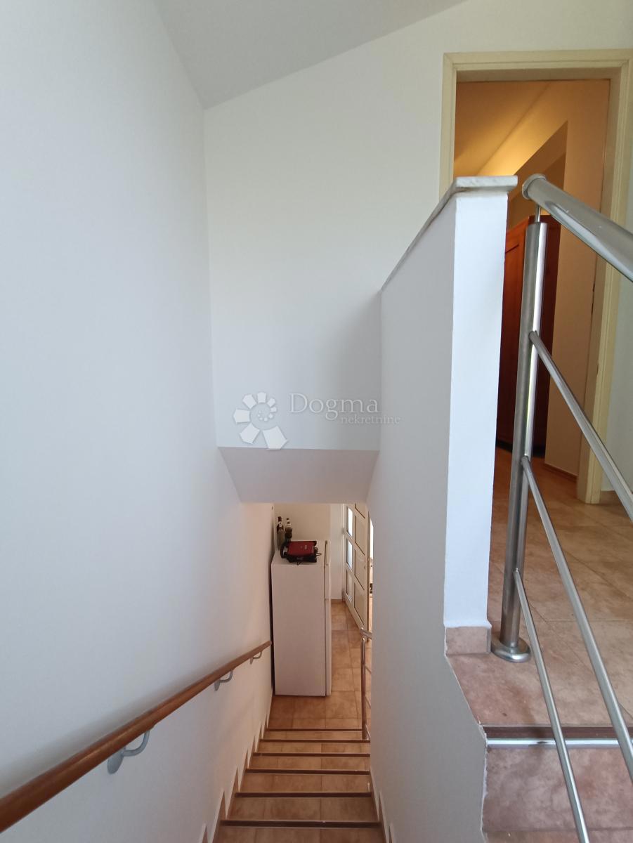 Casa Grohote, Šolta, 120m2