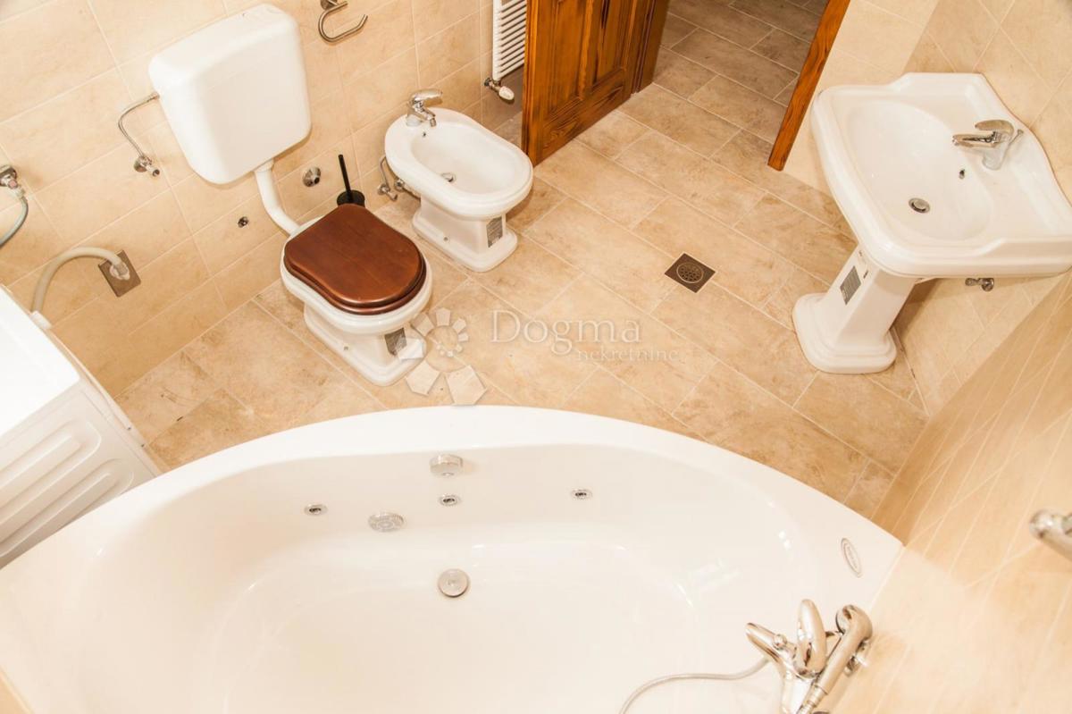 Casa Višnjan, 200m2