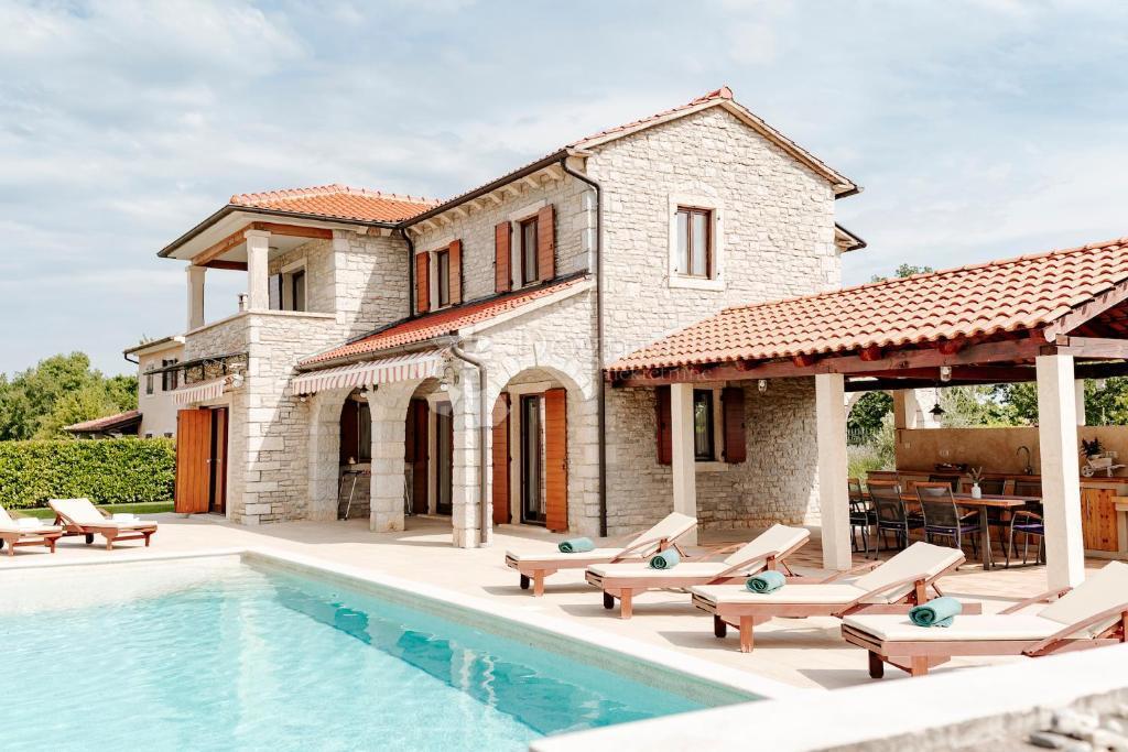 Casa Višnjan, 200m2