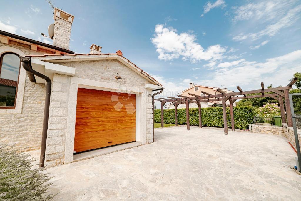 Casa Višnjan, 200m2