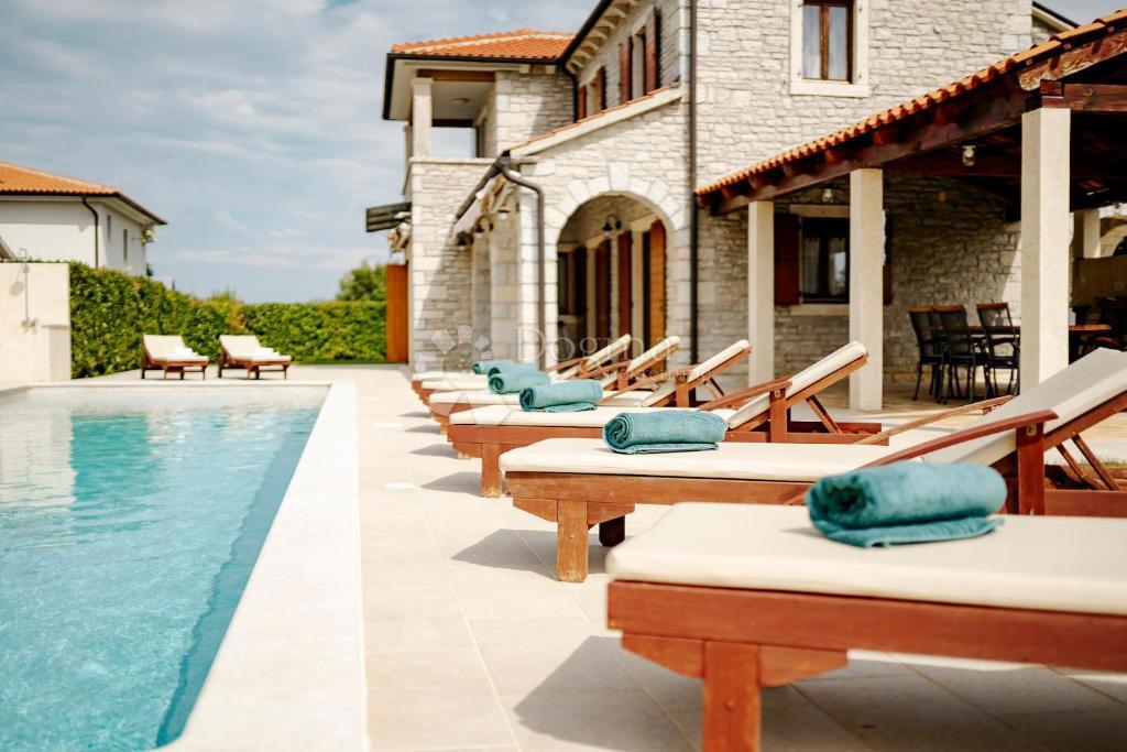 Casa Višnjan, 200m2