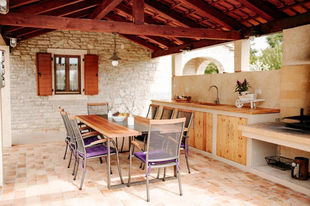 Casa Višnjan, 200m2