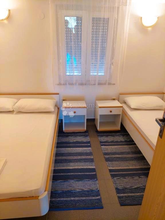 Casa Posedarje, 360m2