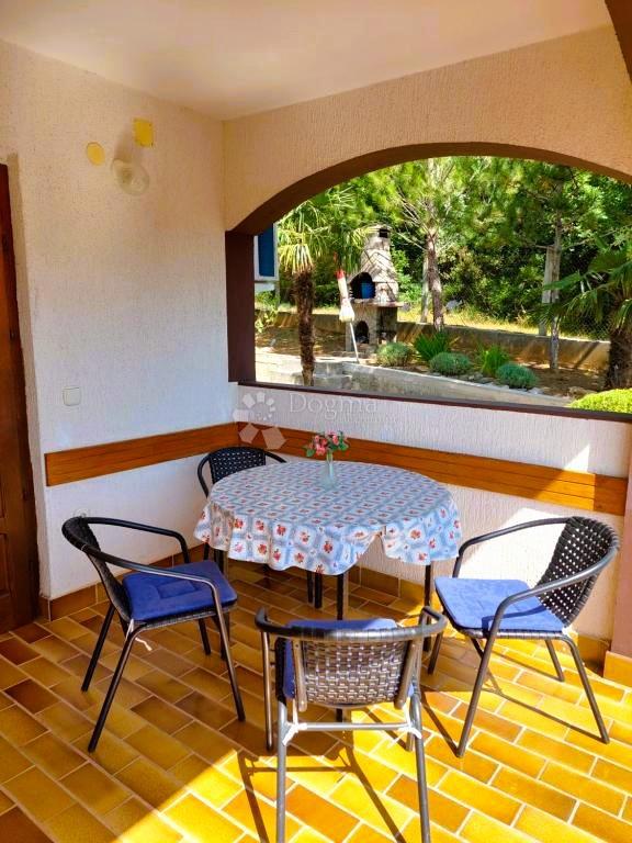 Casa Posedarje, 360m2