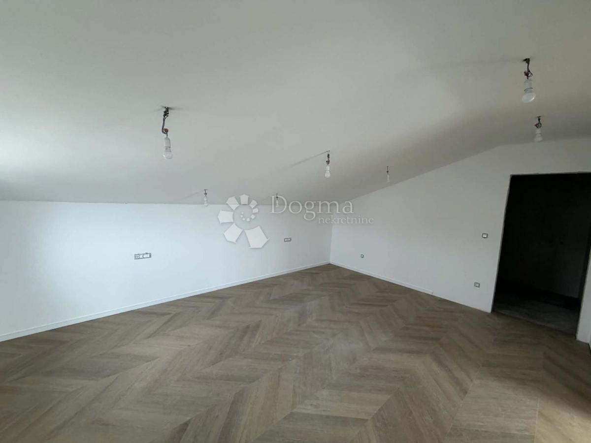 Allogio Kostrena Sveta Lucija, Kostrena, 220m2