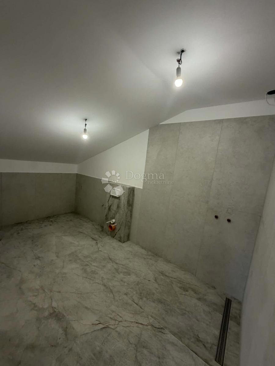 Allogio Kostrena Sveta Lucija, Kostrena, 220m2