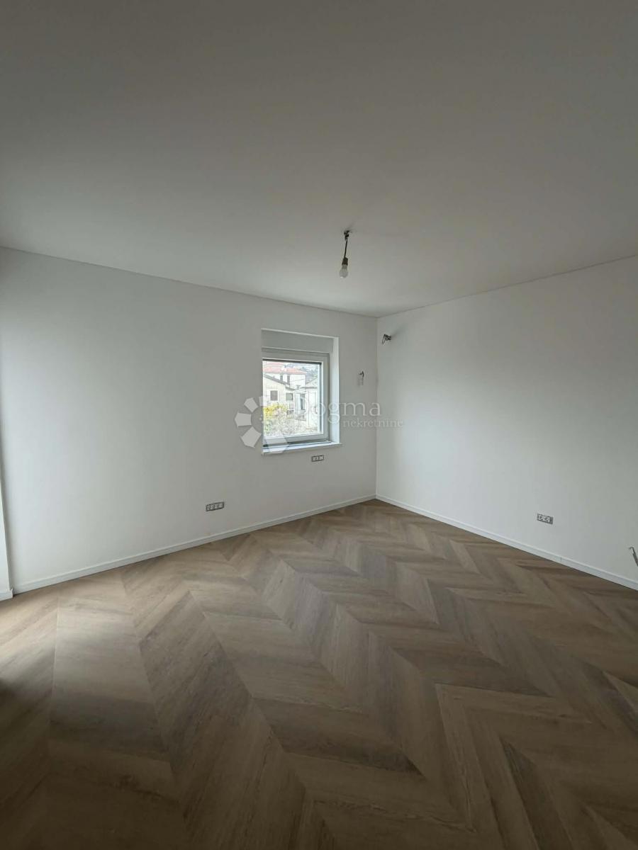 Allogio Kostrena Sveta Lucija, Kostrena, 220m2