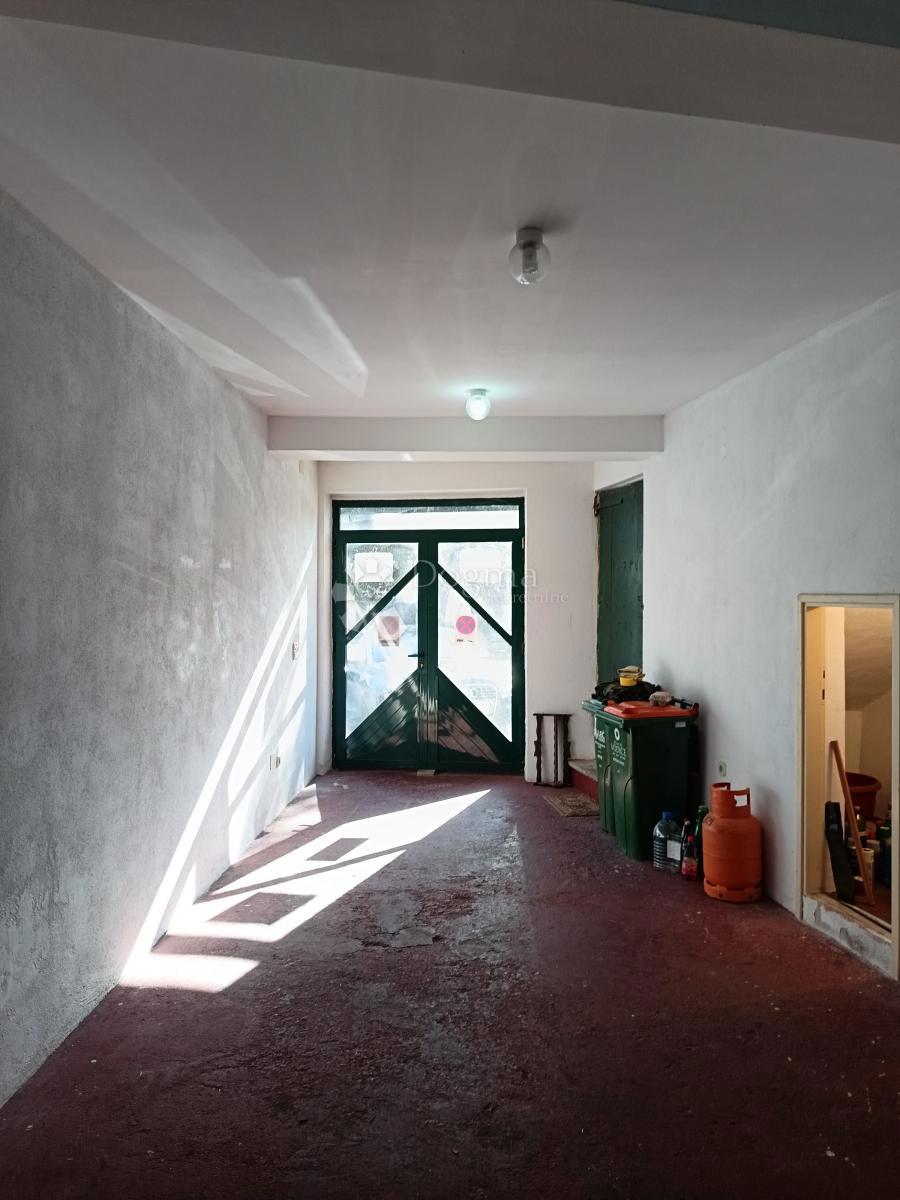 Locale commerciale Vodice, 86m2