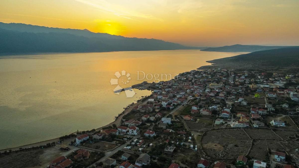 Terreno edificabile Ražanac, 438m2