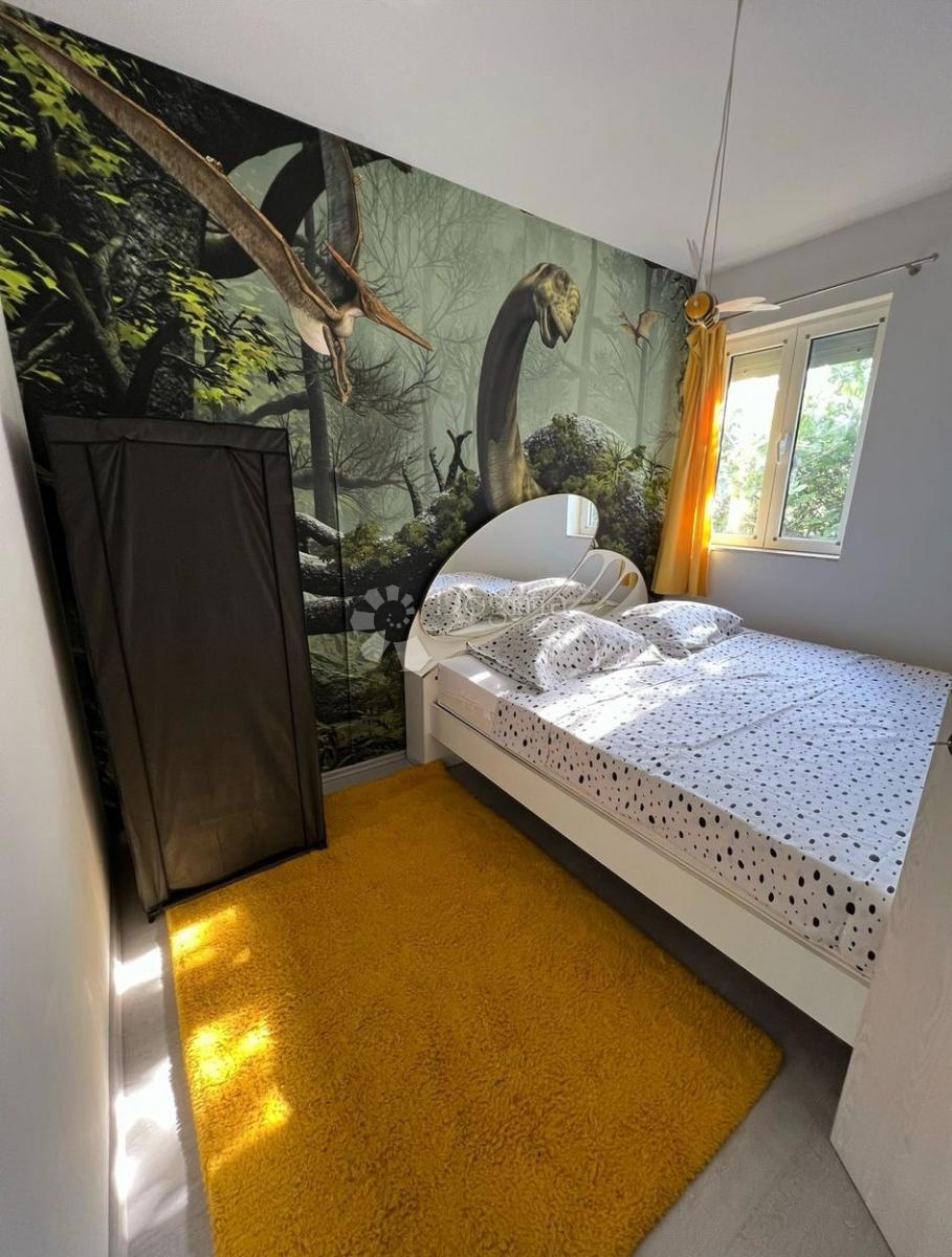 Allogio Jesenice, Dugi Rat, 132m2