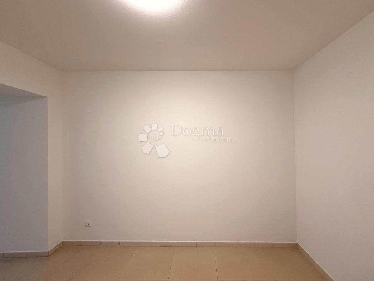 Allogio Centar, Pula, 27,14m2