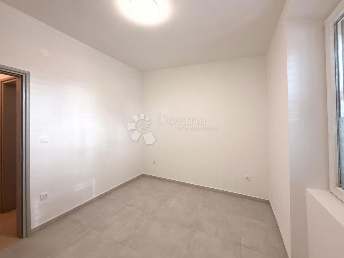 Allogio Centar, Pula, 27,14m2