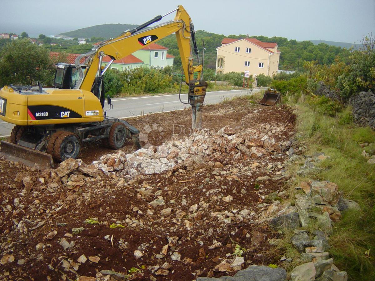 Terreno edificabile Maslinica, Šolta, 603m2