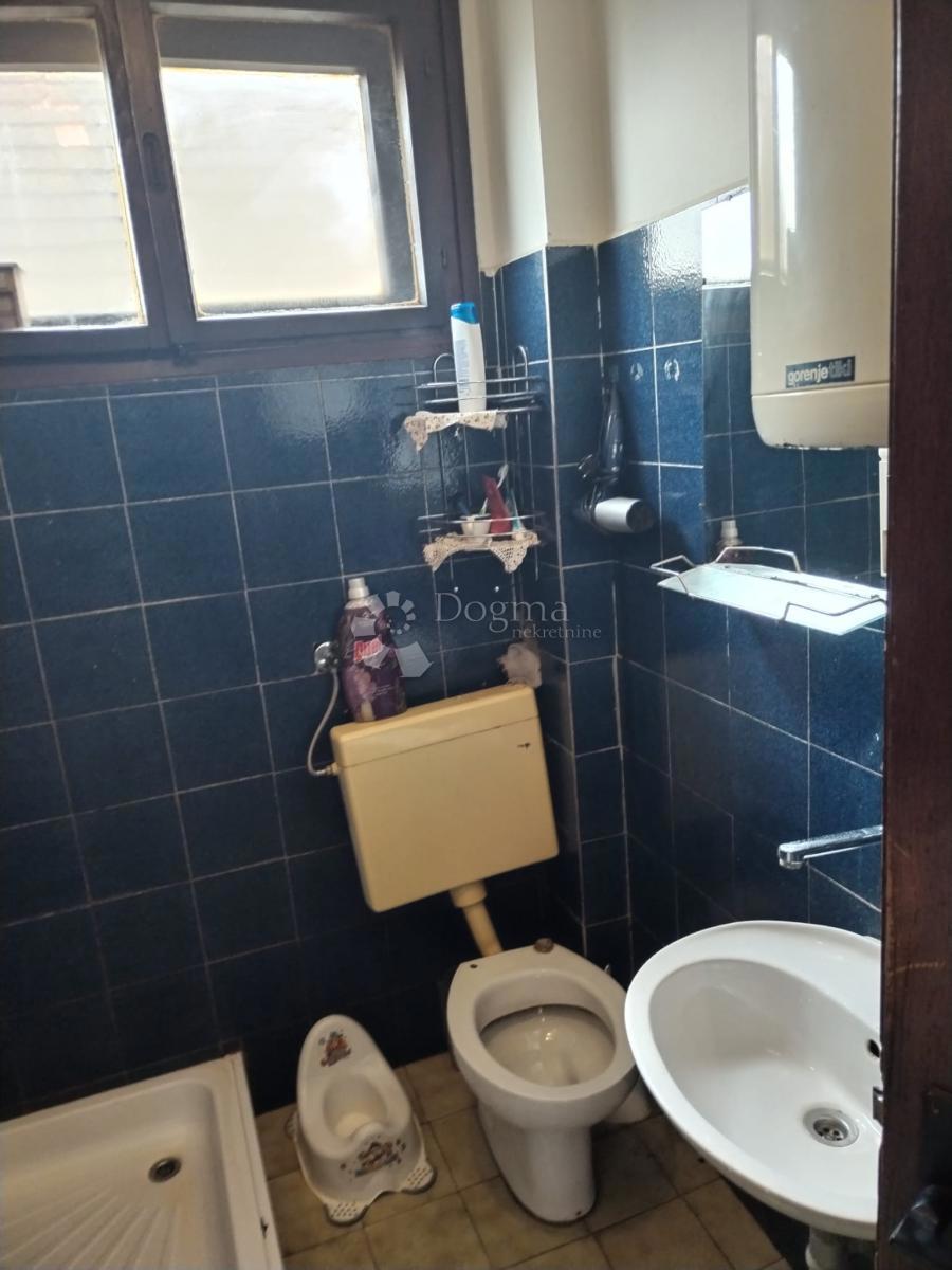 Casa Donje Mekušje, Karlovac - Okolica, 410m2