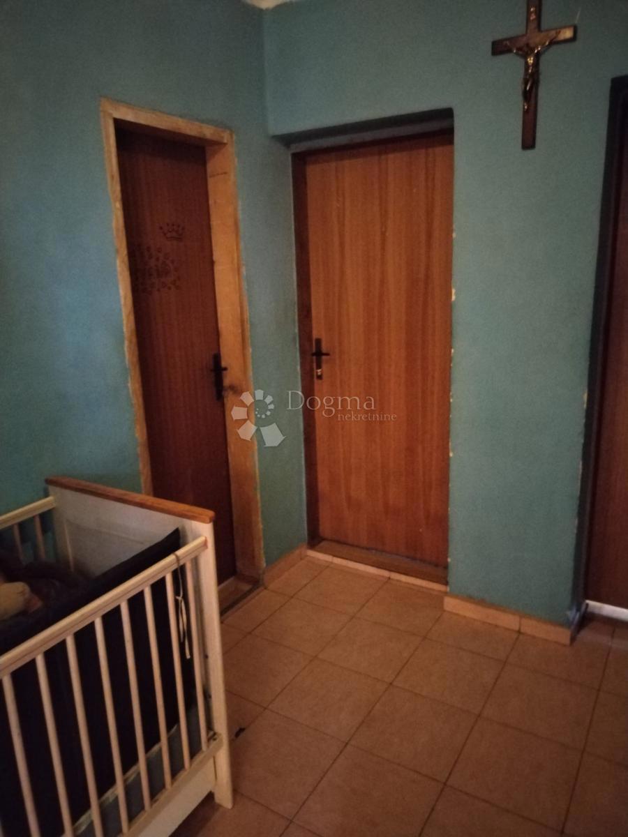 Casa Donje Mekušje, Karlovac - Okolica, 410m2