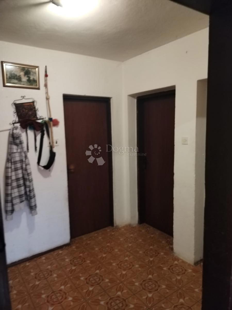 Casa Donje Mekušje, Karlovac - Okolica, 410m2