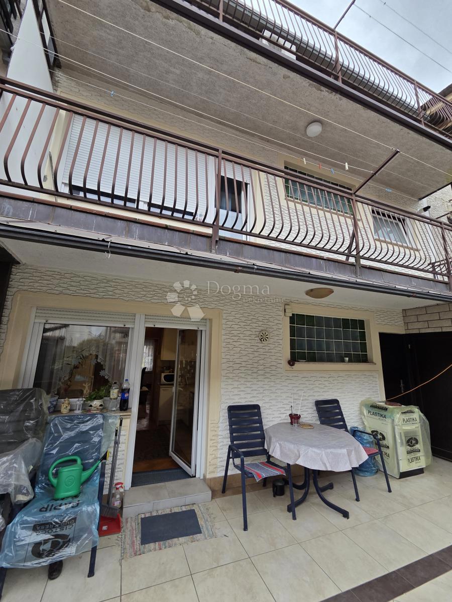 Casa Trnovčica, Gornja Dubrava, 235,27m2