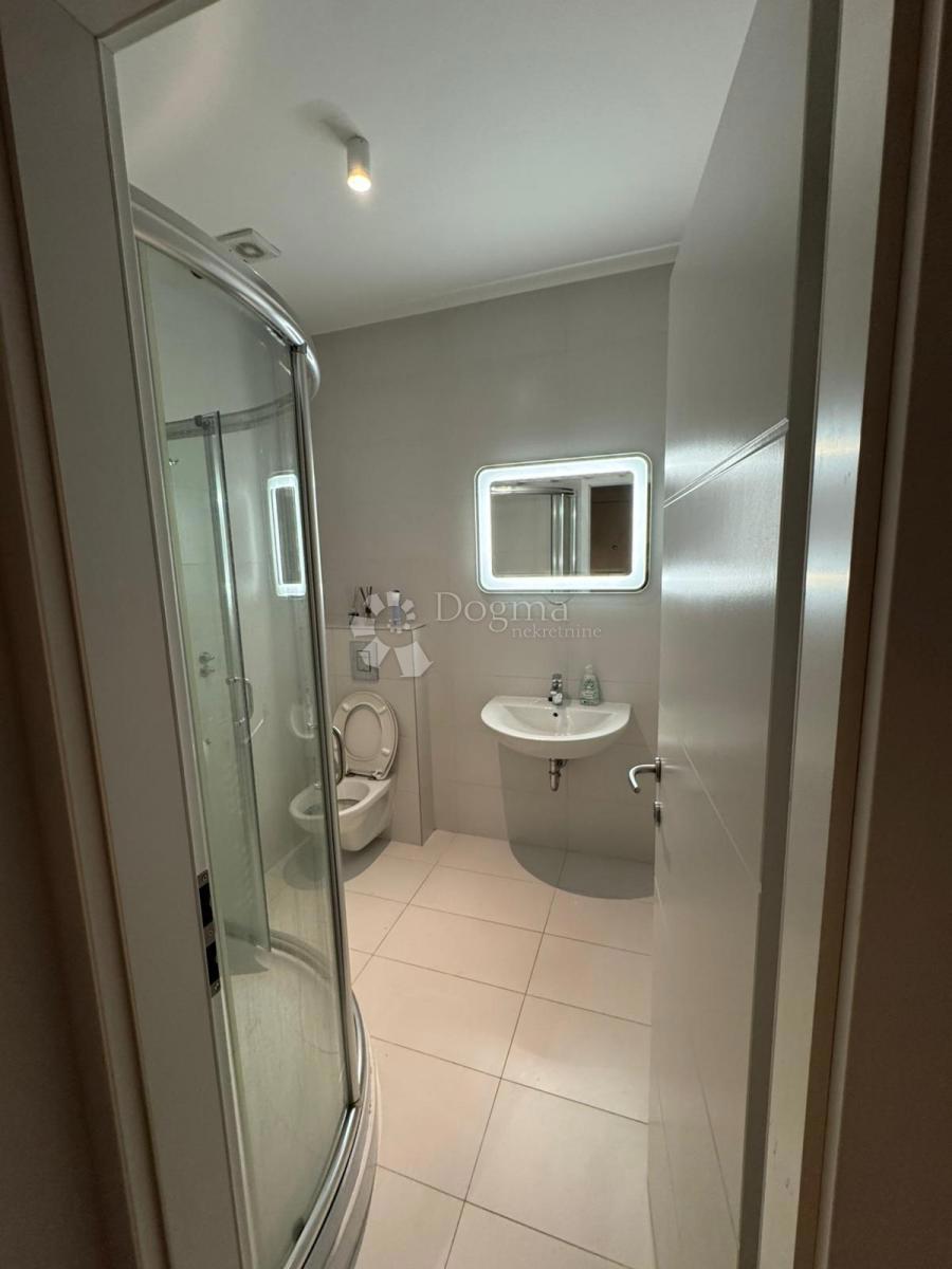 Allogio Sveti Duh, Črnomerec, 122,88m2