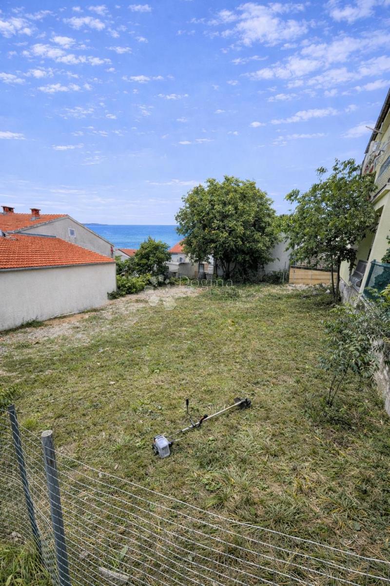 Terreno edificabile Starigrad, 1.282m2