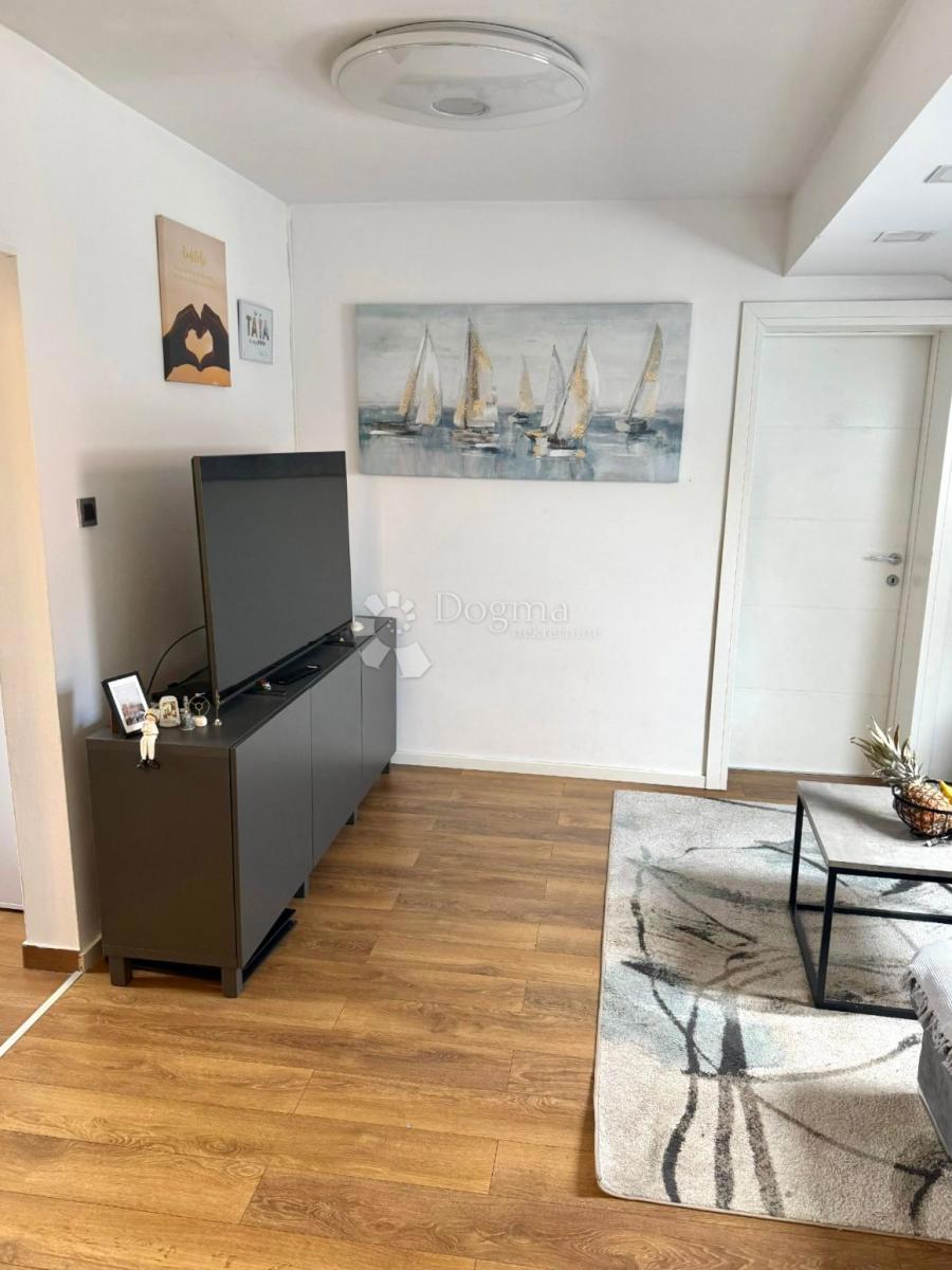 Casa Donja Dubrava, 243m2