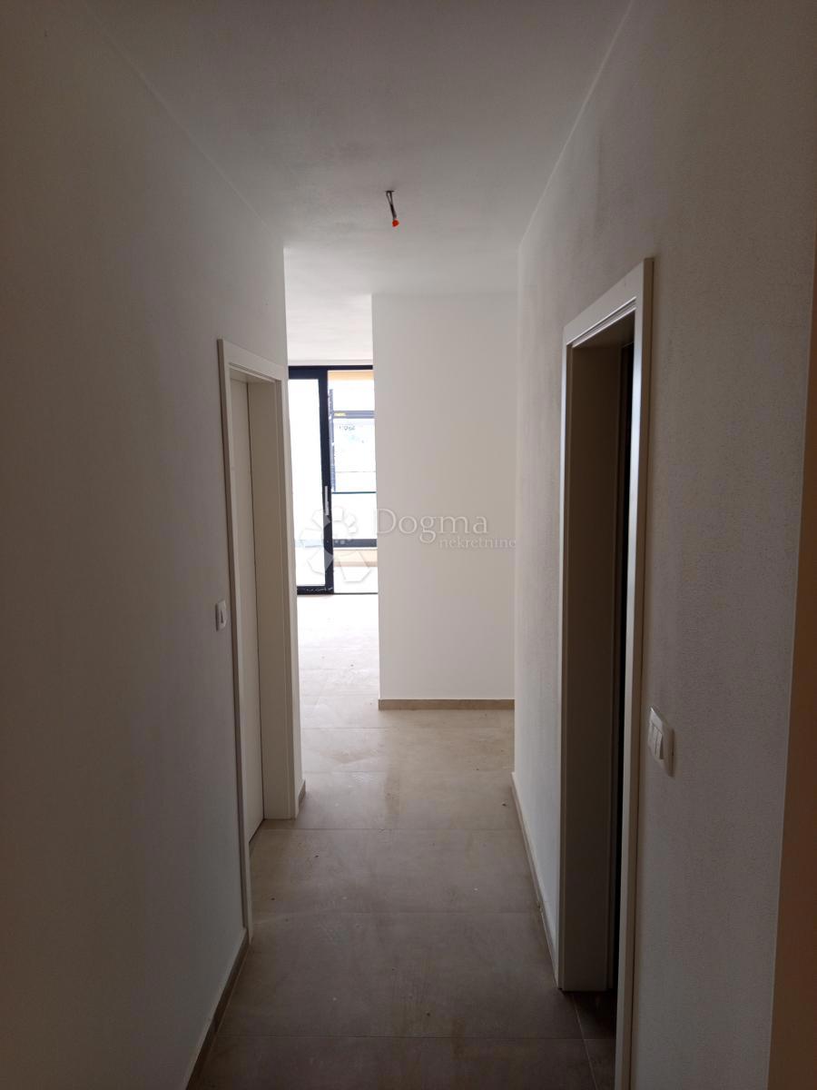 Allogio Veli vrh, Pula, 55m2