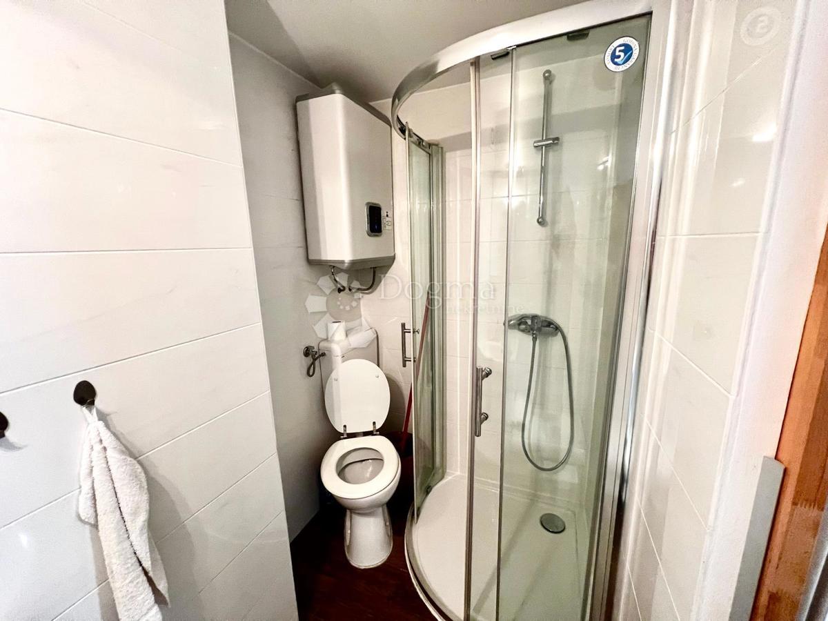 Locale commerciale Donji grad, Donji Grad, 38m2