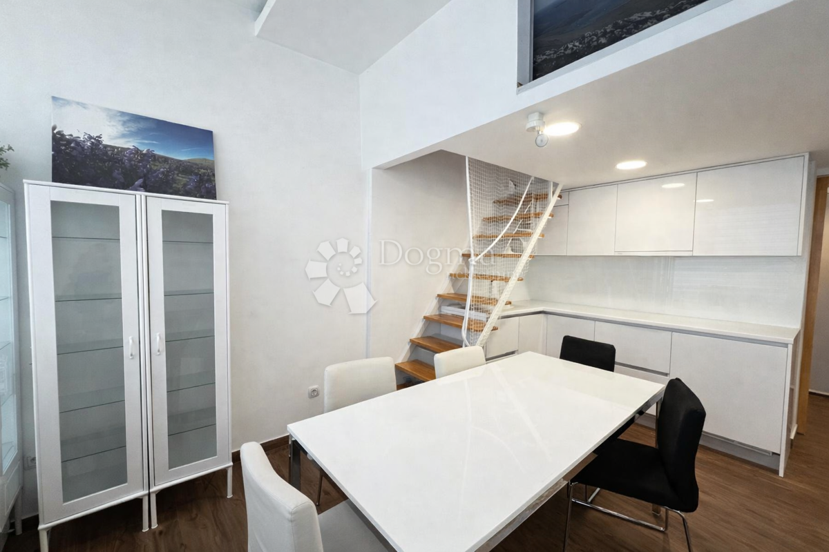 Locale commerciale Donji grad, Donji Grad, 38m2