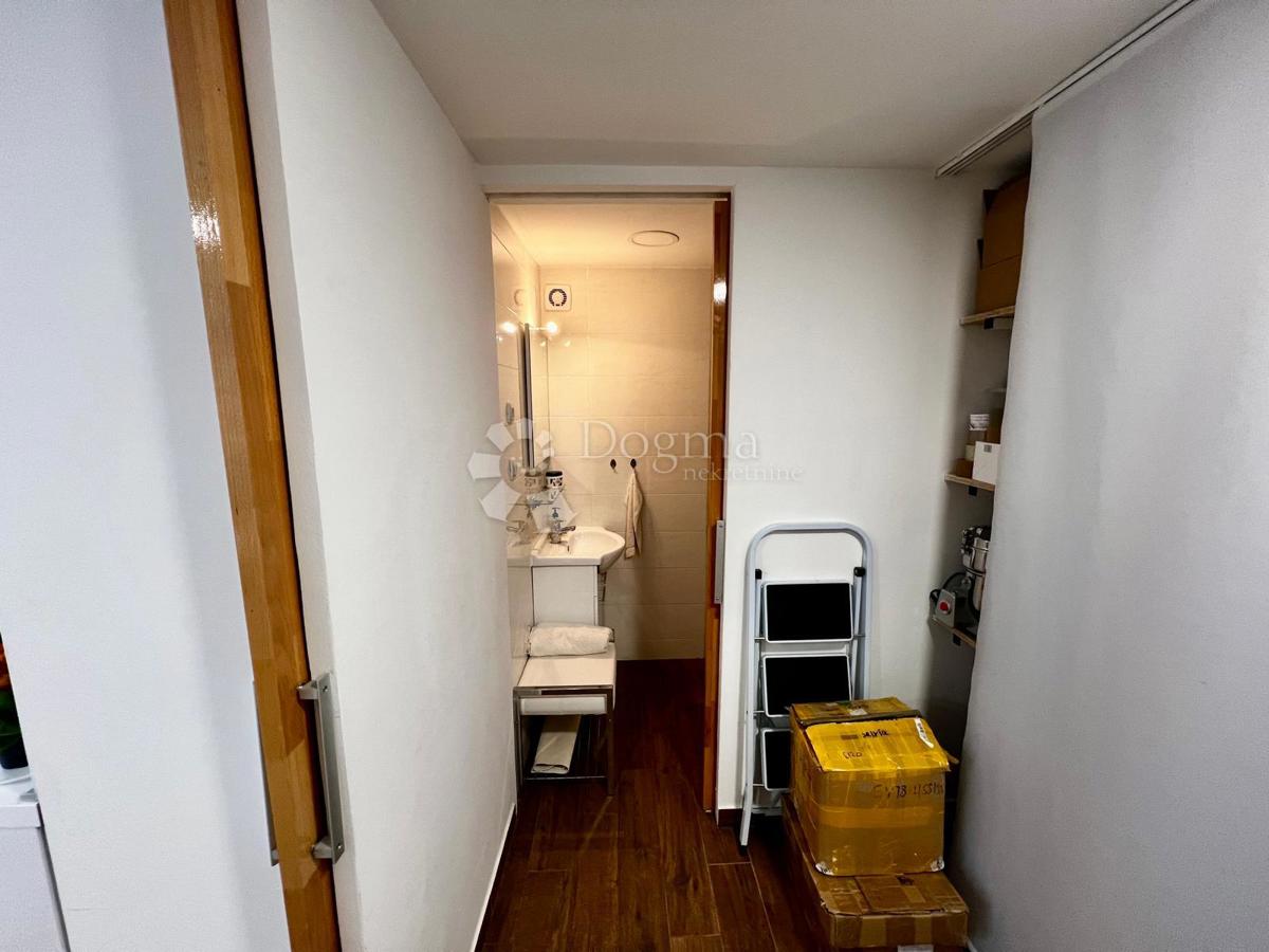 Locale commerciale Donji grad, Donji Grad, 38m2