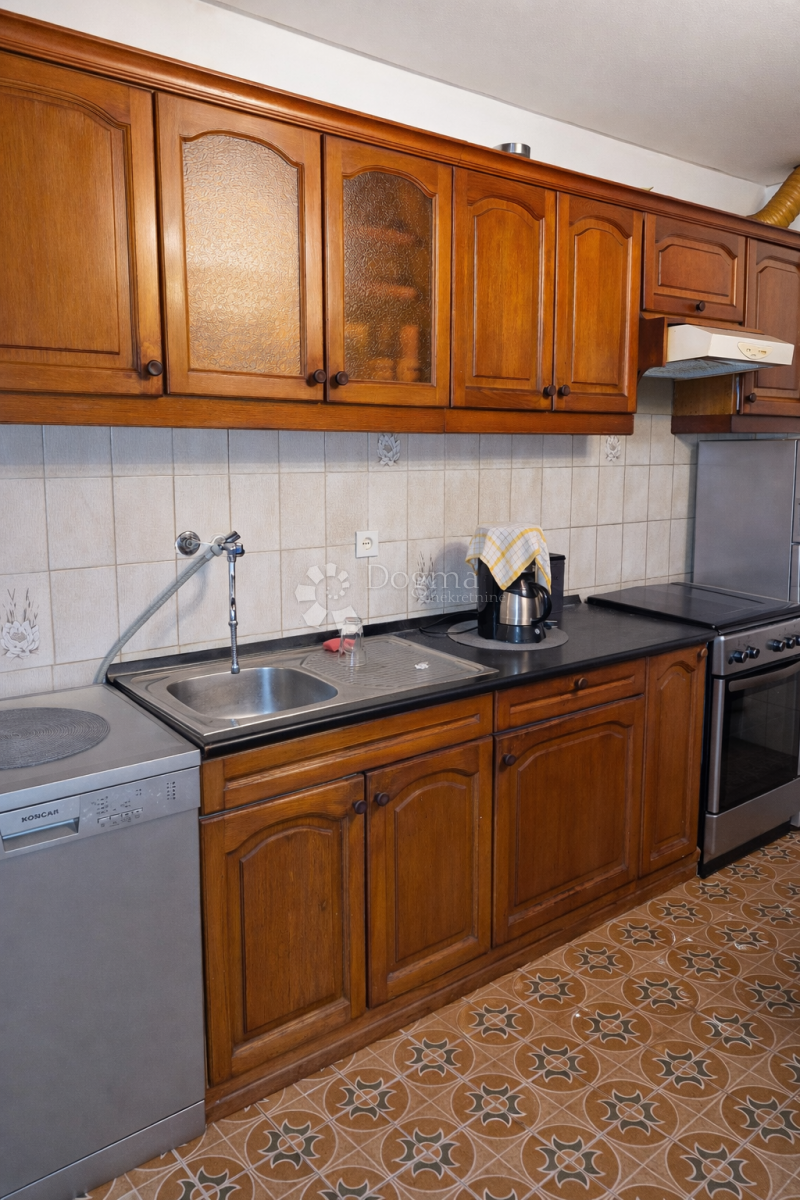 Casa Kaštel Stari, Kaštela, 180m2