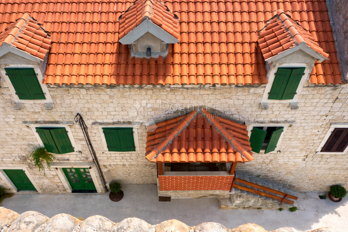 Casa Kaštel Stari, Kaštela, 180m2