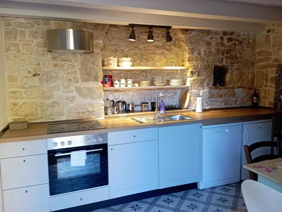 Casa Svetvinčenat, 68m2