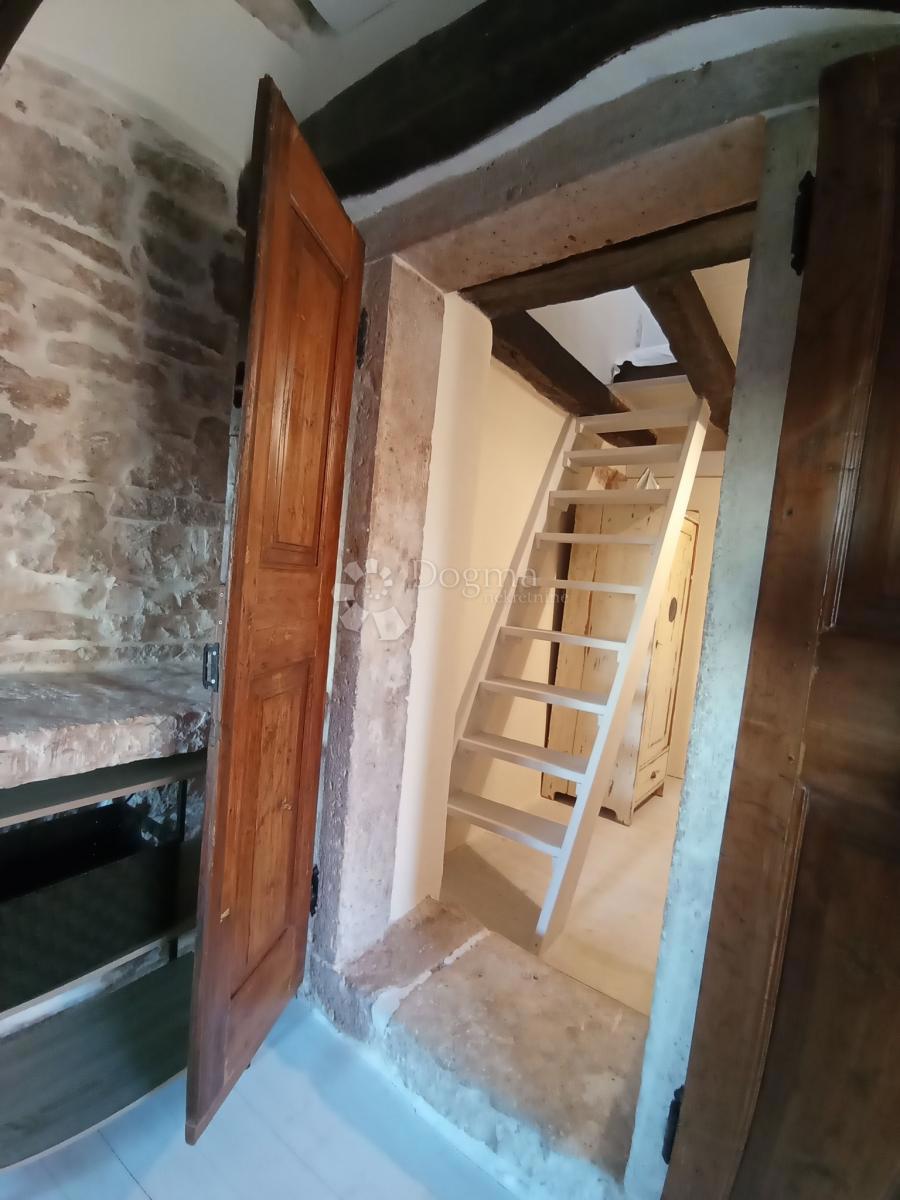 Casa Svetvinčenat, 68m2