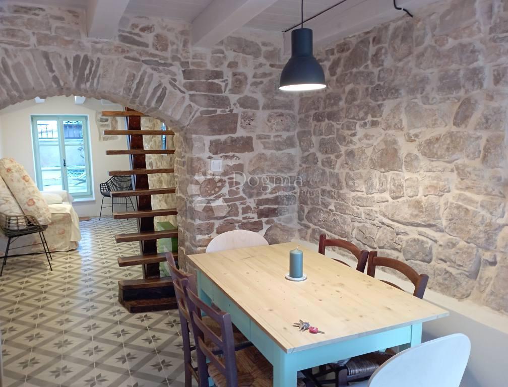 Casa Svetvinčenat, 68m2