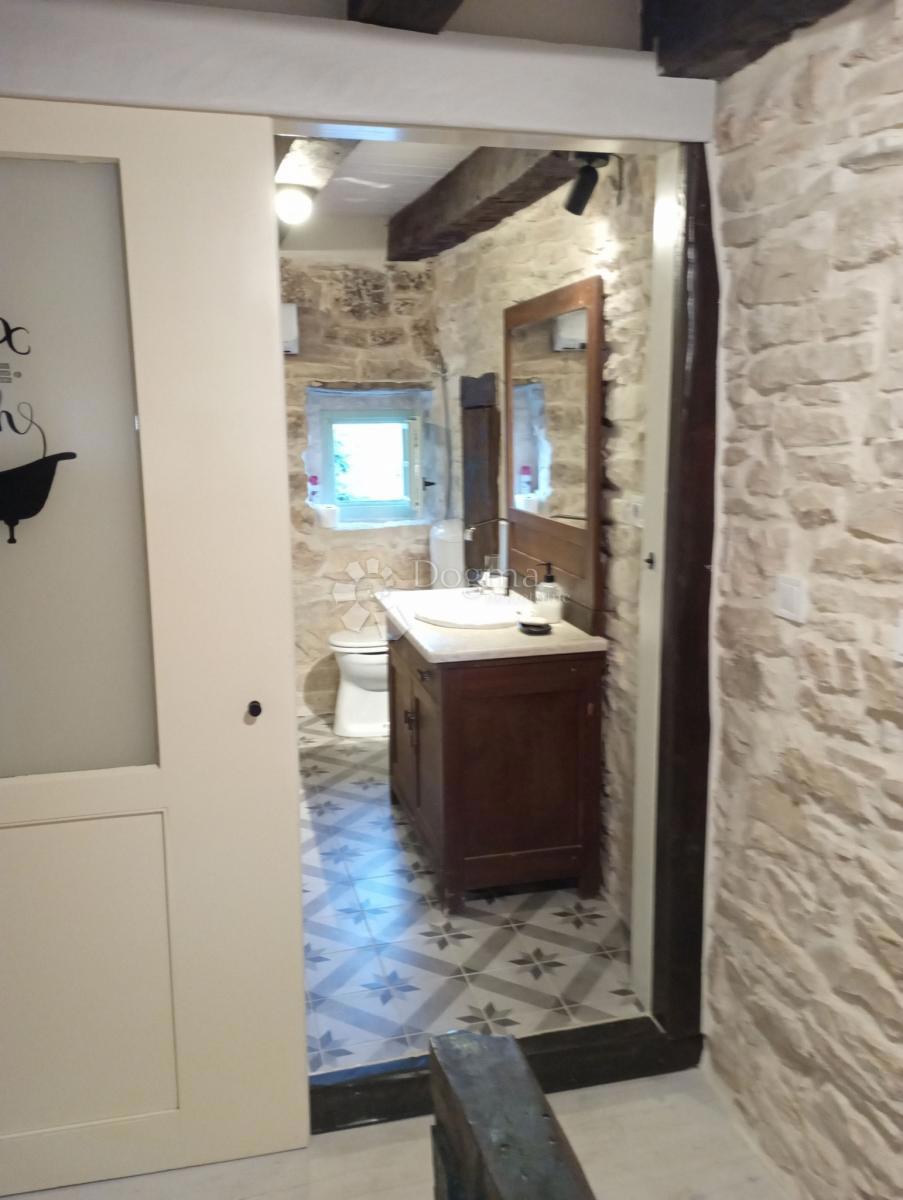 Casa Svetvinčenat, 68m2