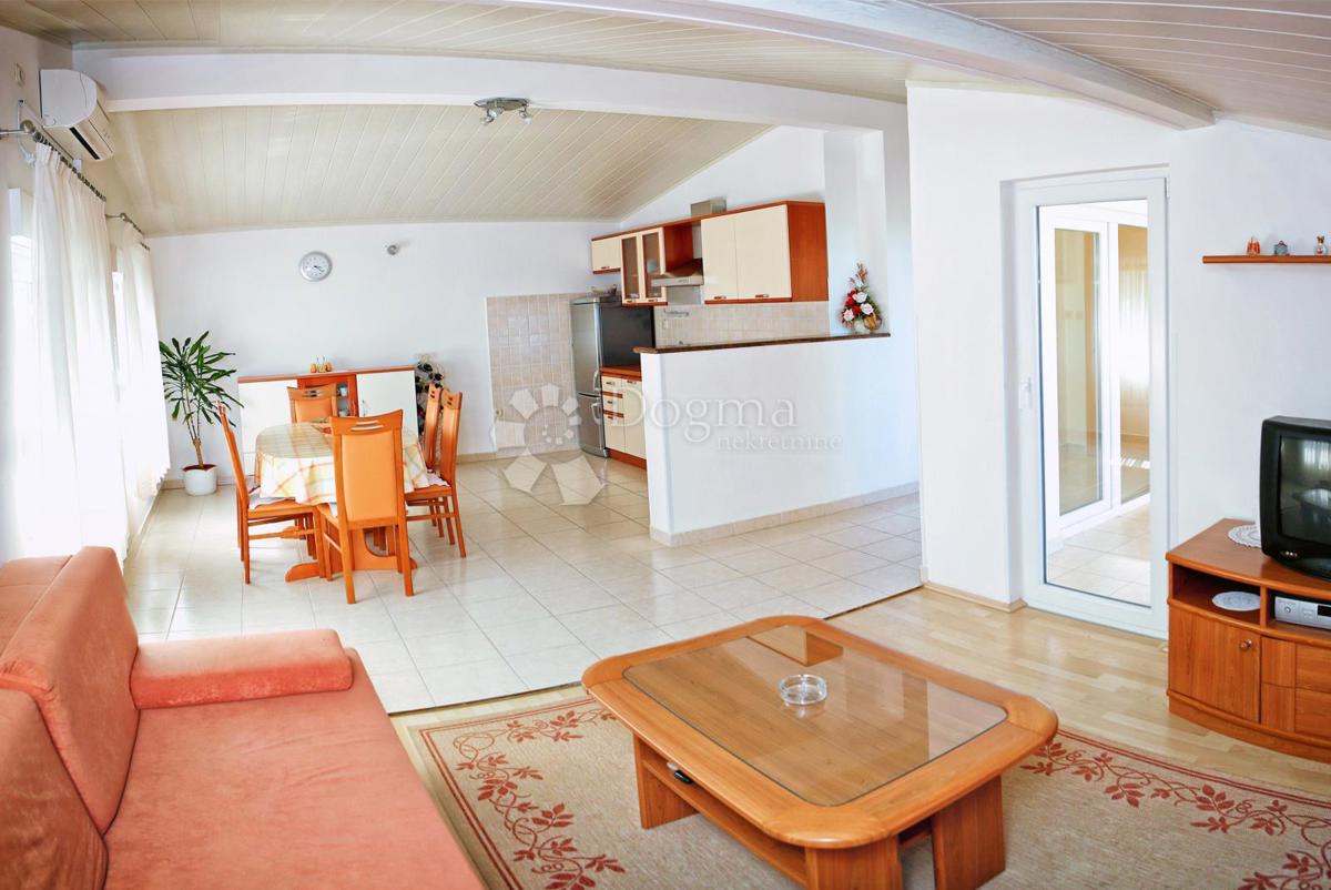 Casa Vlašići, Pag, 294,76m2