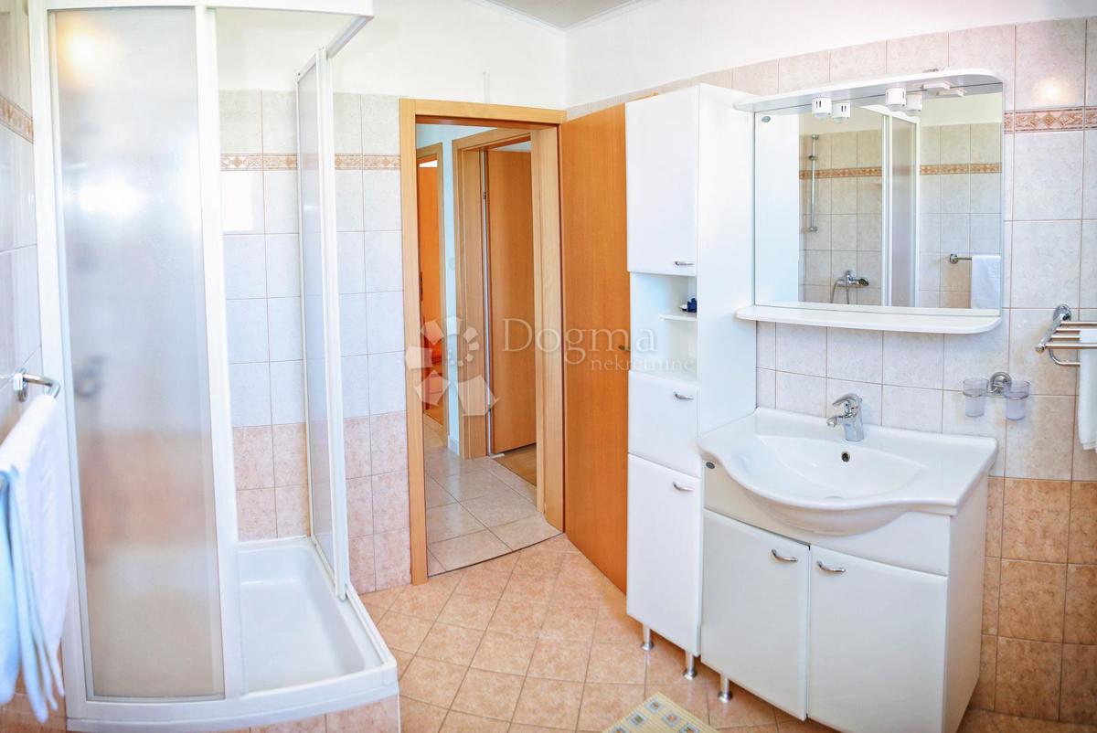 Casa Vlašići, Pag, 294,76m2