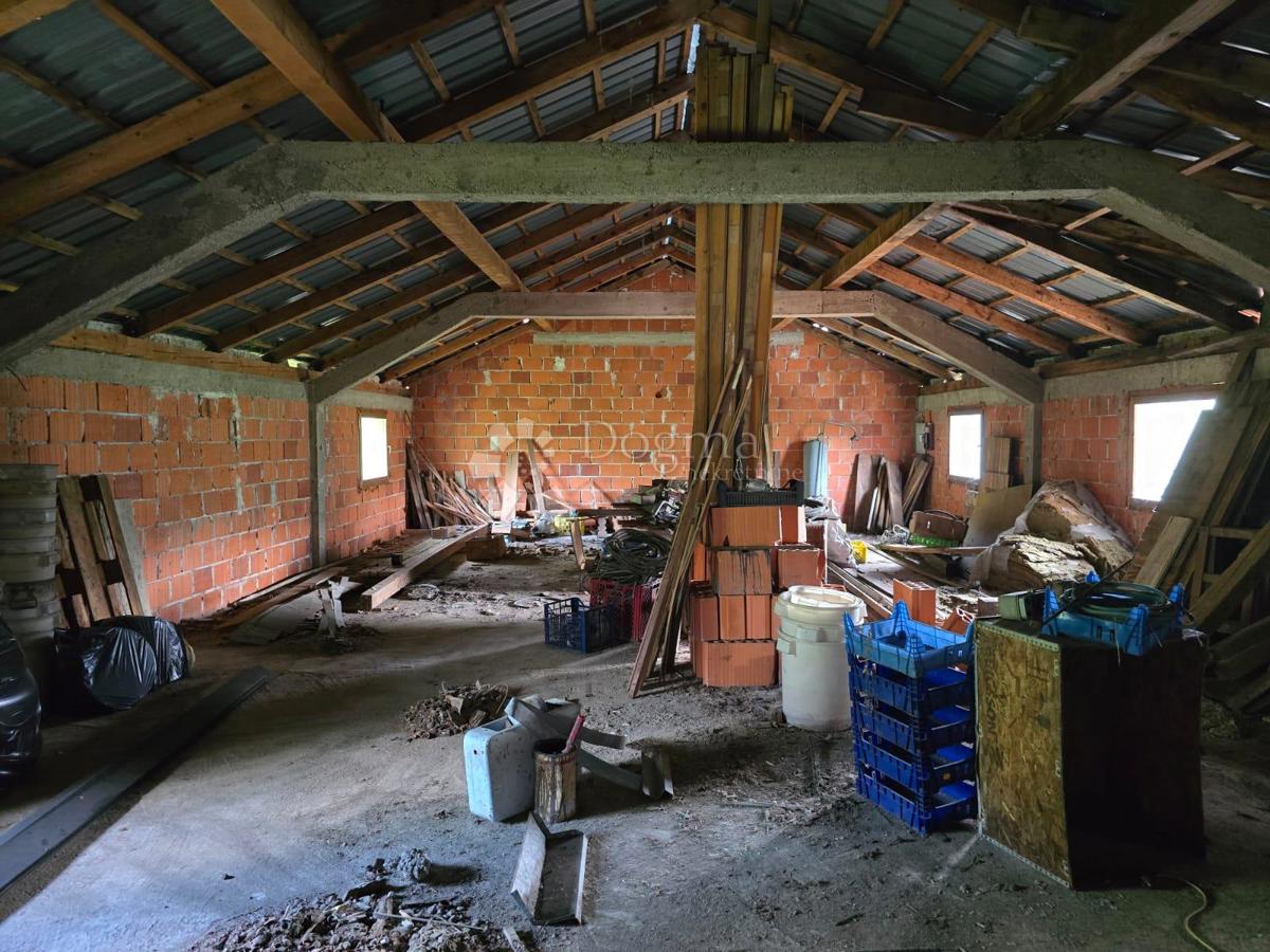 Casa Gornje Psarjevo, Sveti Ivan Zelina, 885m2