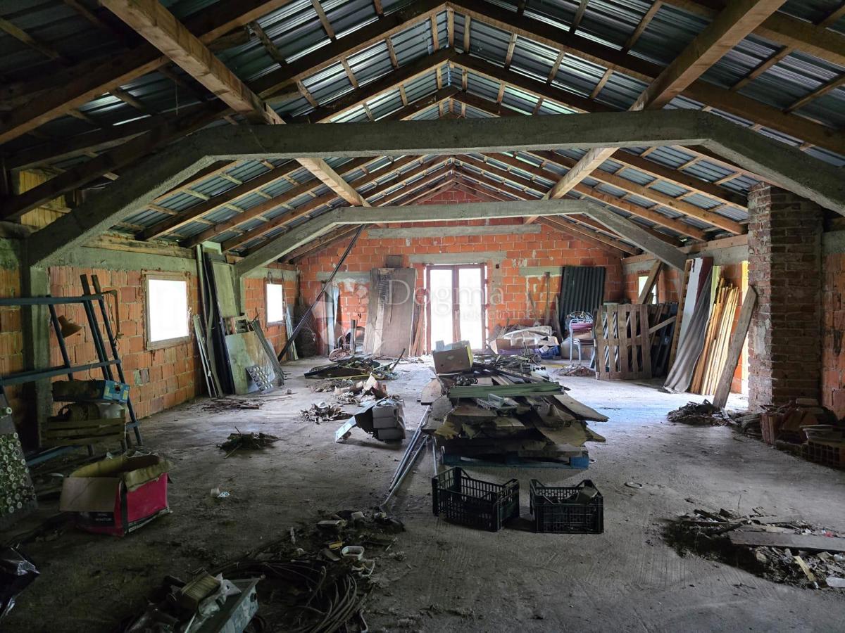 Casa Gornje Psarjevo, Sveti Ivan Zelina, 885m2