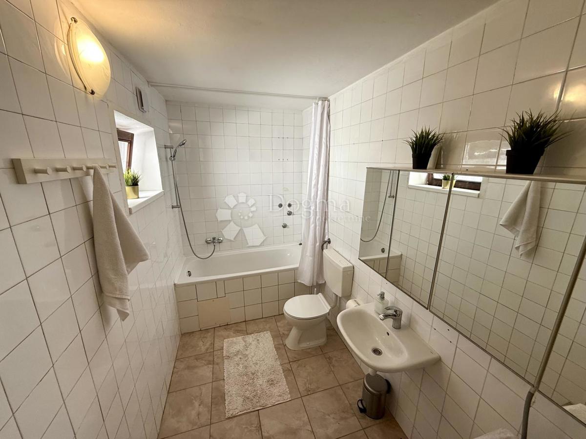 Allogio Ferenščica, Peščenica - Žitnjak, 70m2