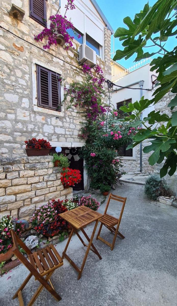 Casa Tribunj, 83,54m2