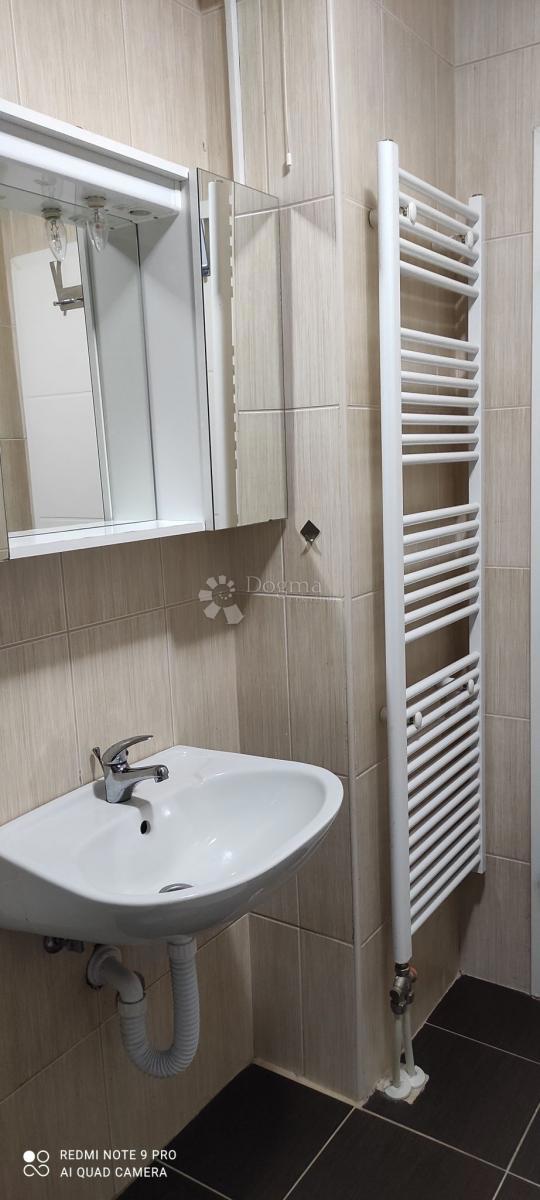 Allogio Retfala, Osijek, 30,55m2