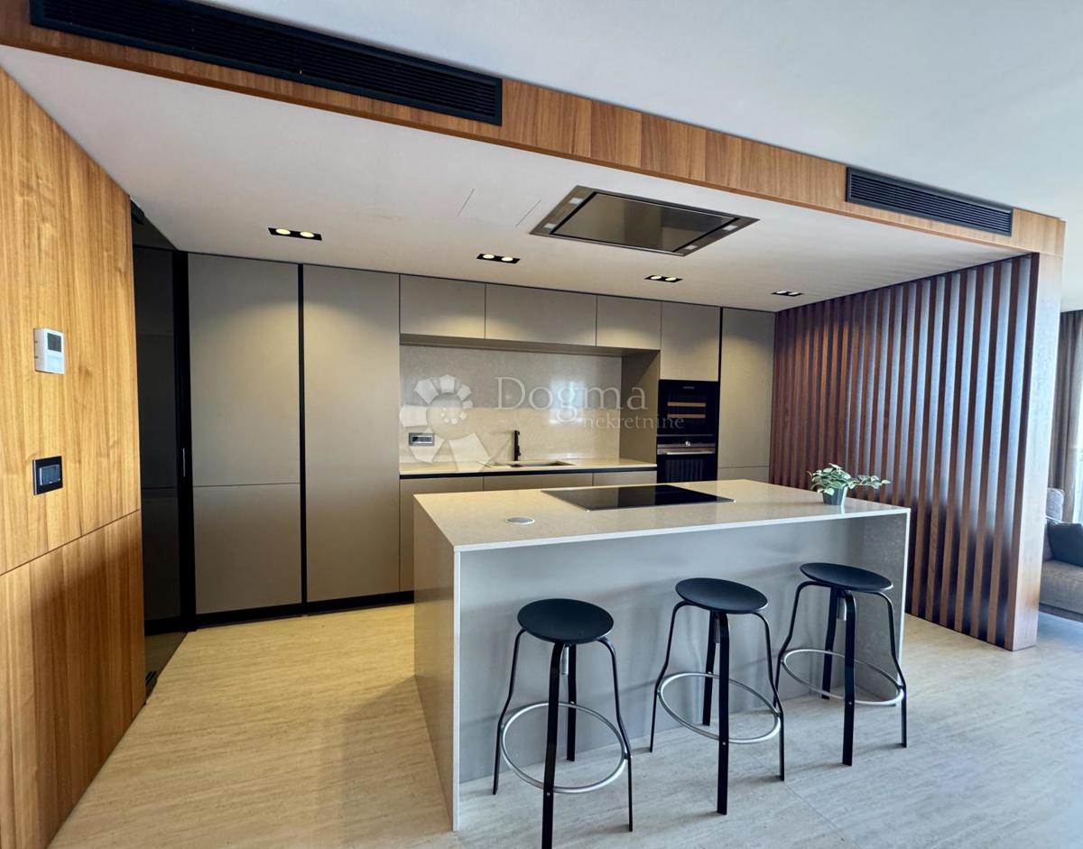 Allogio Novigrad, 120m2