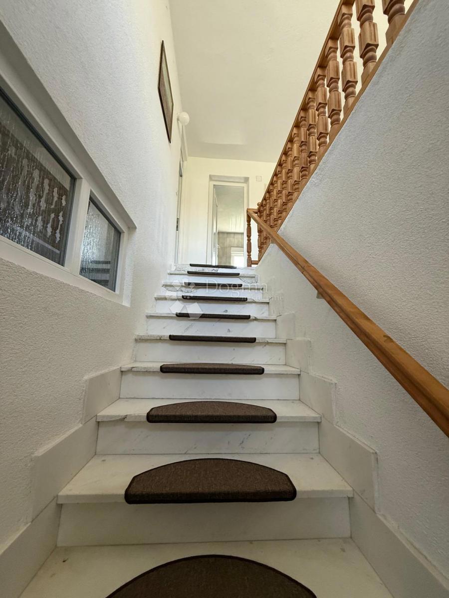 Casa Tolić, Udbina, 190m2