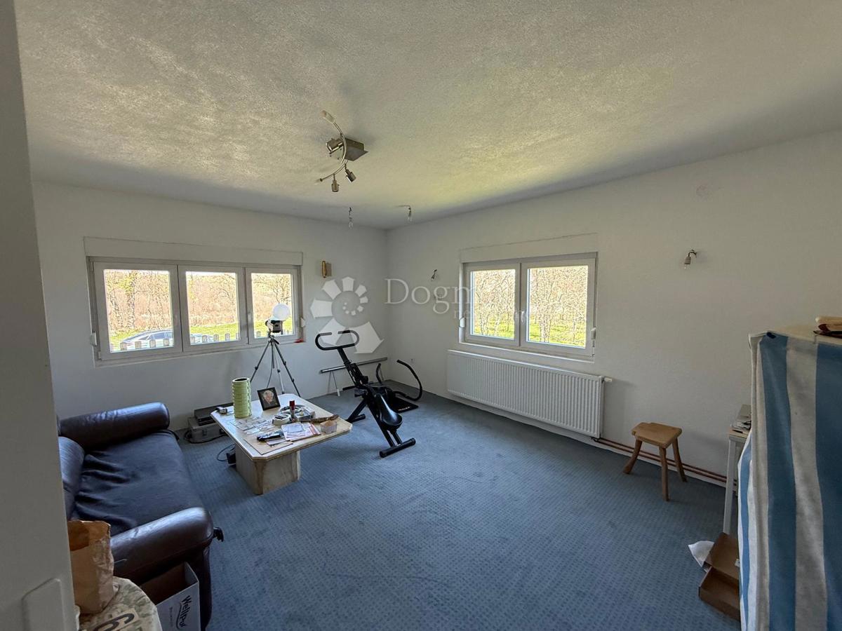 Casa Tolić, Udbina, 190m2