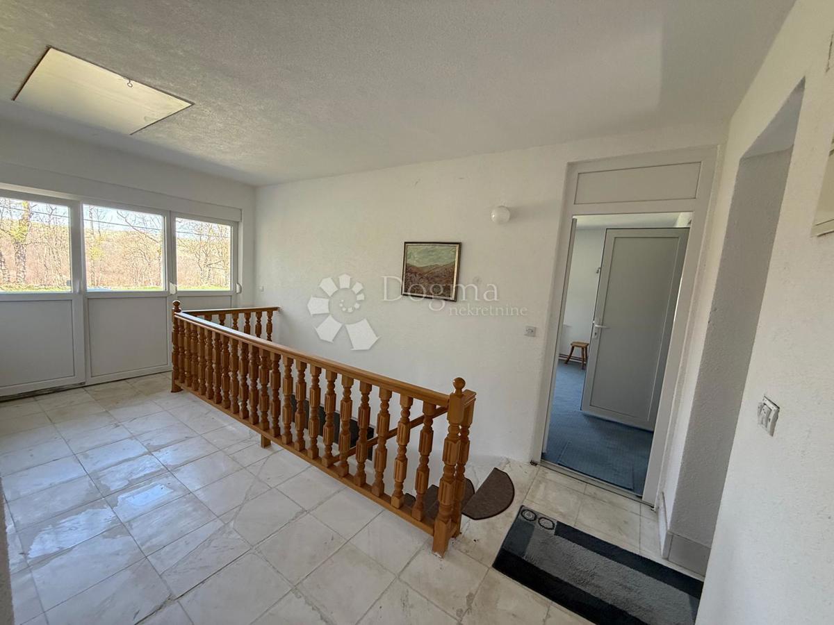 Casa Tolić, Udbina, 190m2