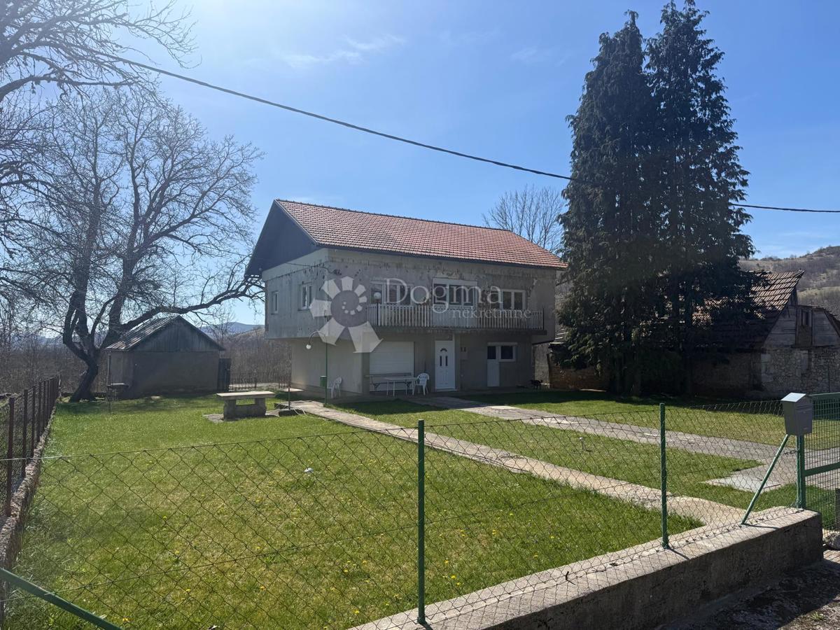 Casa Tolić, Udbina, 190m2